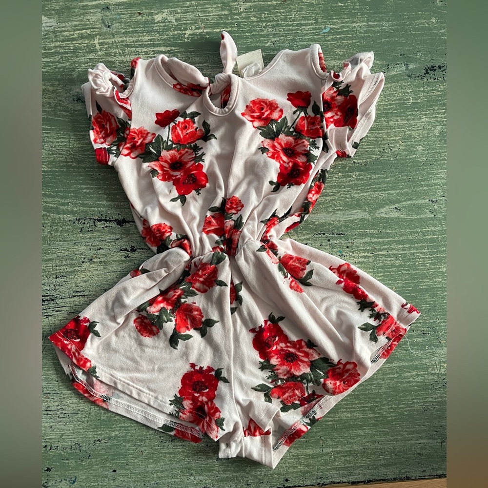 Heart & Arrow girls romper